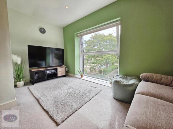1 bed Flat for sale Image 3
