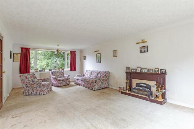 Reception Room-1.jpg
