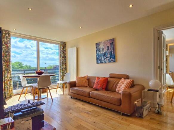 Park Hill, Ampthill, Bedfordshire, MK45 photo 4