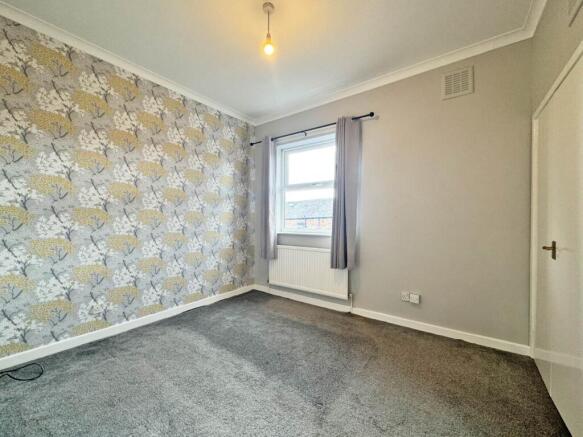 2 bed Terraced for sale Image 7