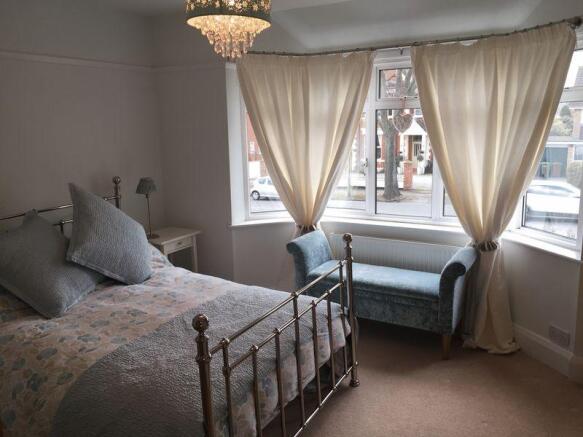 Guest bedroom