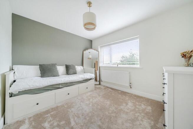 3 bed Semi-Detached for sale Image 11