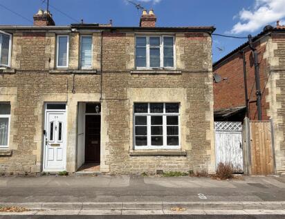 Parkfields, Chippenham