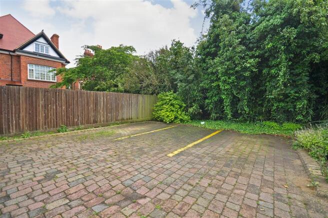 Driveway/Parking