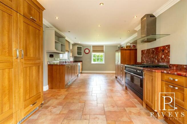 OPEN PLAN KITCHEN DINER