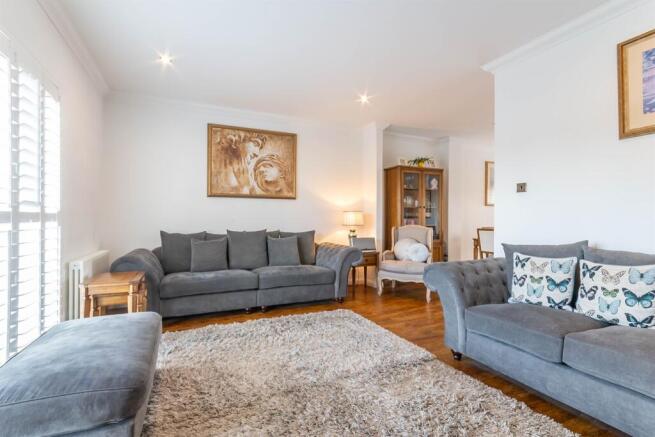 Lounge Dining Room