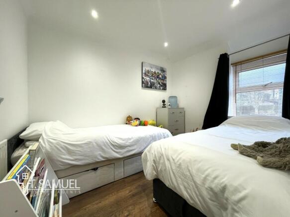 Bedroom2A.JPG