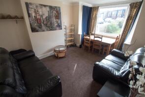 4, Trelawn Crescent, Headingley, Leeds LS6 3JW