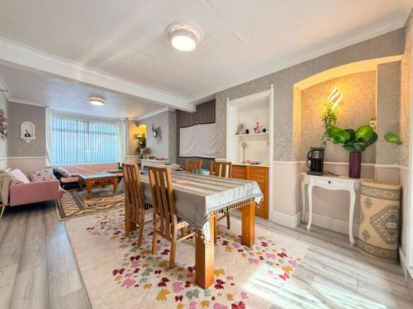 3 bed Terraced for sale Image 5