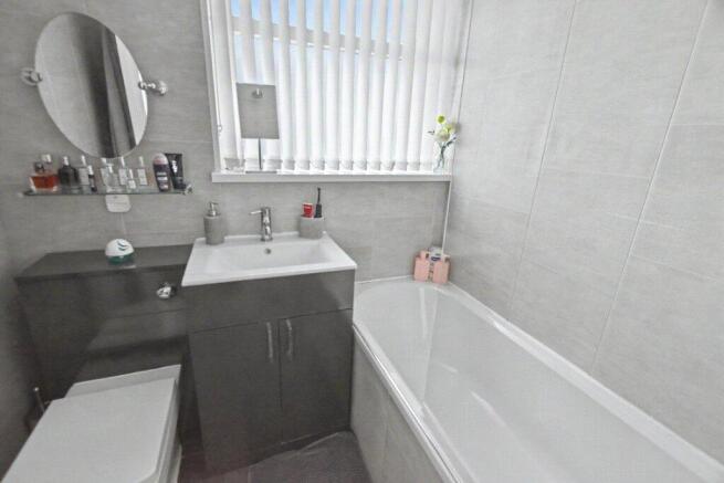 2 bed Semi-Detached for sale Image 7