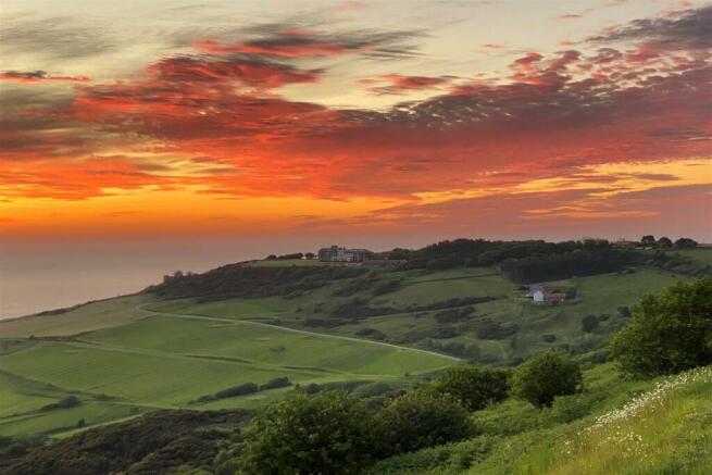 Sunrise over Ravenscar.jpg