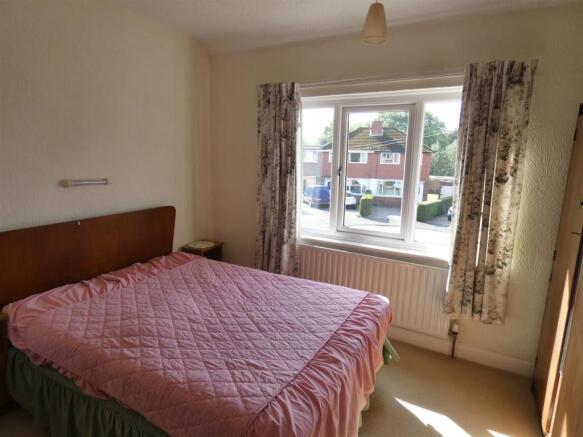 BEDROOM 1
