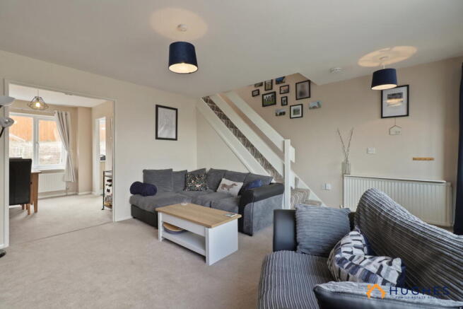 3 bed Semi-Detached for sale Image 5