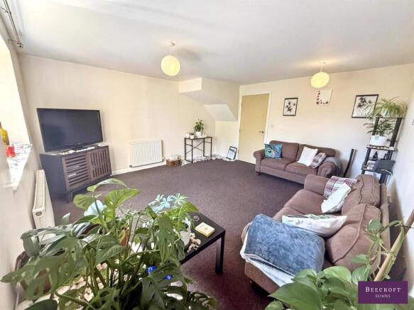 2 bed Apartment for sale Image 4