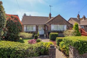 Linfield, Blackbridge Lane, Horsham RH12 1SD
