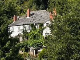 1 Bayhead Cottage, Hyde Park Corner, Lower Soudley GL14 2UD