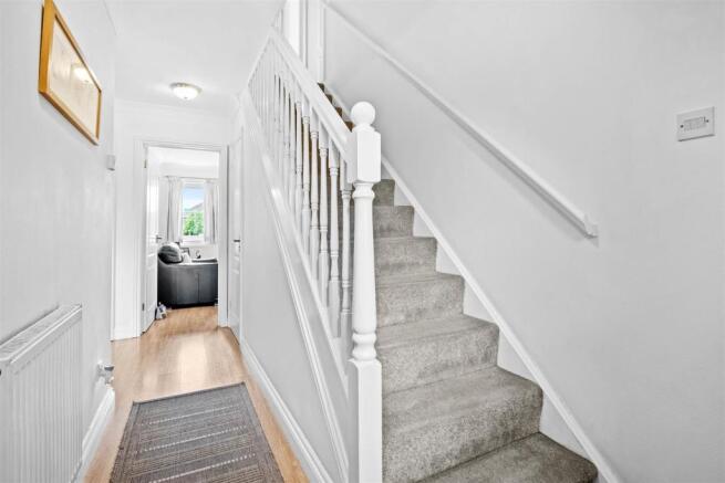 12 Gazala Drive - Hallway.jpg