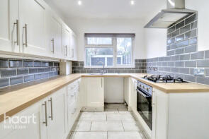 73, Cranleigh Drive, Leigh-on-sea SS9 1SX