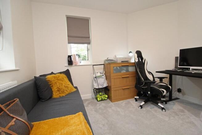 Photo 9