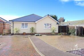 22, Springfield Meadows, Clacton-on-sea CO16 9EB