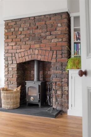 3 bed Terraced for sale Image 12
