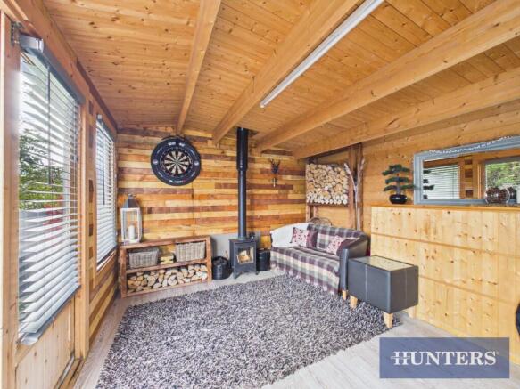 3 bed Semi-Detached for sale Image 12