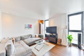 501, 58 Lumiere Apartments, St Johns Hill, London SW11 1AD