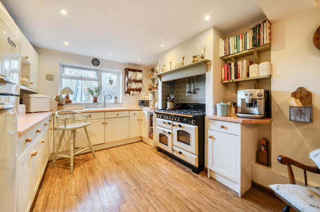 Kitchen / Breakfast Room