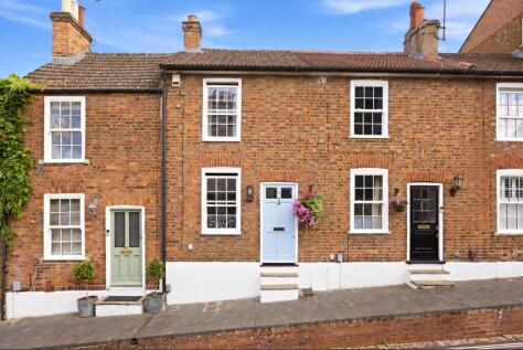 Portland Street, St. Albans, Hertfordshire, AL3