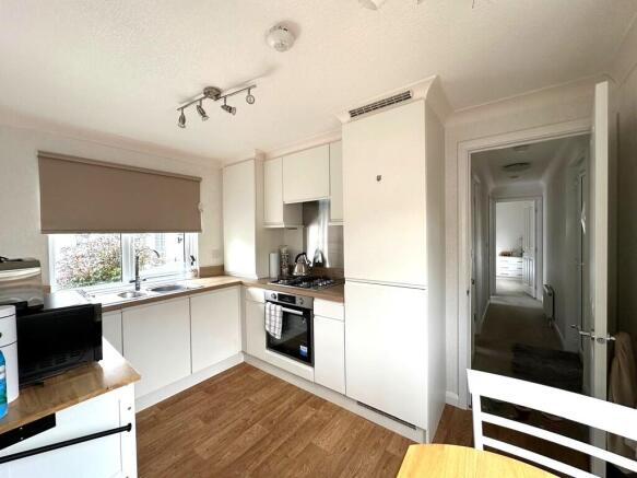 The Rowans , Woodbine Close photo 4