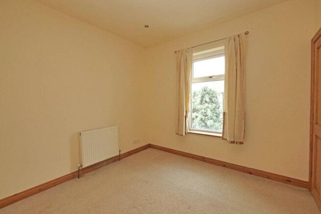 2 bed Terraced for sale Image 6