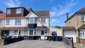 67, Orchard Avenue, Lancing BN15 9EB