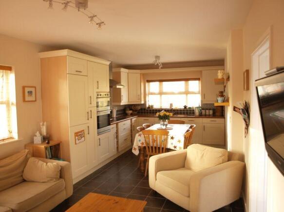 Dining Kitchen...