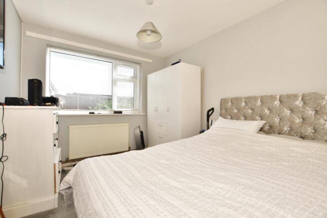 Holly bed 1
