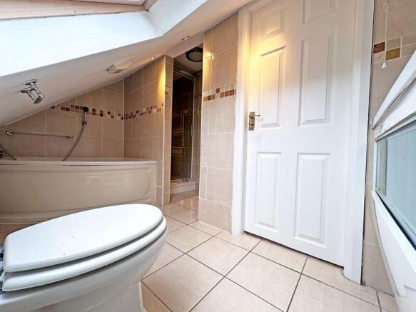 Ensuite Bathroom