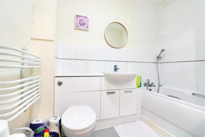 Bathroom.jpg
