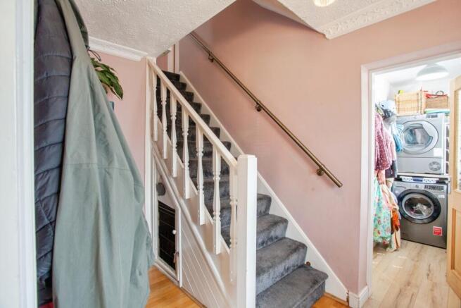 4 bed Semi-Detached for sale Image 9