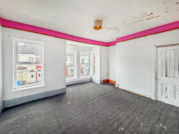 4 bed Terraced for sale Image 7