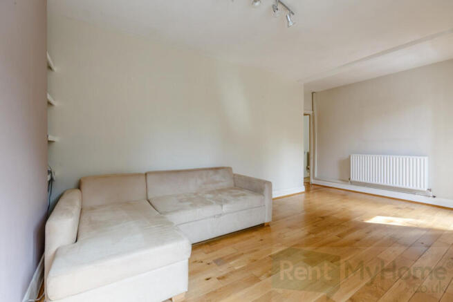 8361638-interior08.jpg