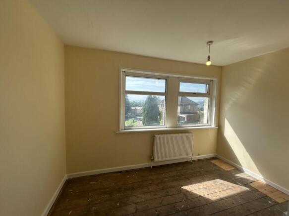3 bed Semi-Detached to rent Image 10