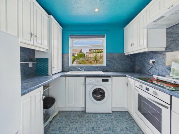 2 bed Bungalow for sale Image 4