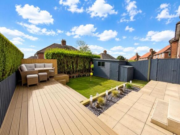 3 bed Terraced for sale Image 9