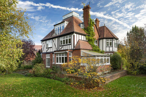 St. Georges Road, Twickenham, London, TW1