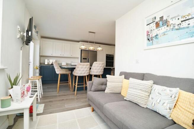 Snug Through To Kitchen Diner