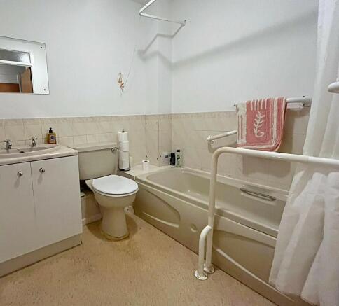 Photo 10