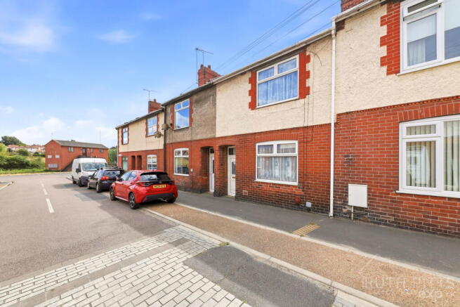 3 bed Terraced for sale Image 2