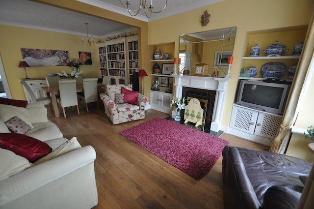 Lounge/Dining Room