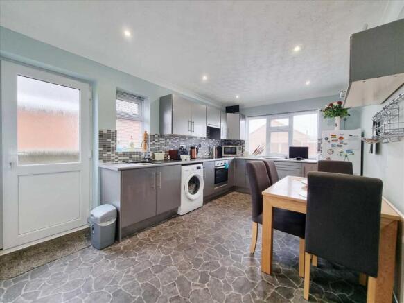 Kitchen Diner: