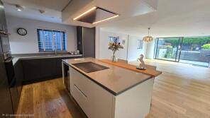 Apartment 1, Avon Heights, Swans Nest Lane, Stratford-upon-avon CV37 7LS