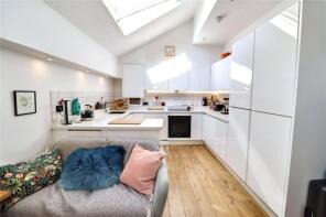 Apartment 3, 99, Parkhurst Road, London N7 0LP